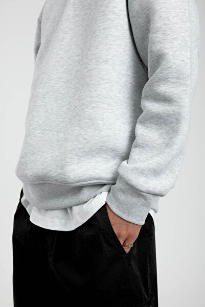 NOMARC Світло-сірий светр з коміром-стійкою та шардом