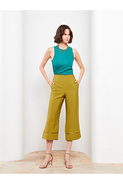 LC Waikiki Women's High Waist Standard Fit Plain Capri