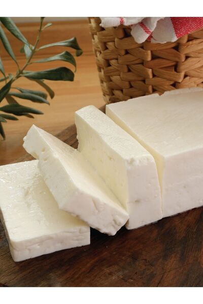 GÜLCAN HANIMIN ÇİFTLİĞİ Şirden Mayalı Tam Yağlı Beyaz Peynir 1KG