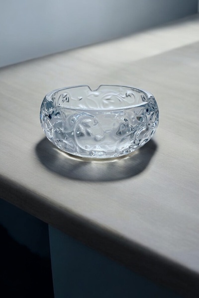 Dore Voir Τασάκι τσιγάρων/ Μοντέλο τασάκι από γυαλί