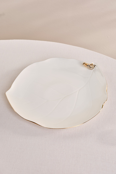 Karaca X Müge Anlı Kuşlu Servis Tabağı Gold 27 Cm