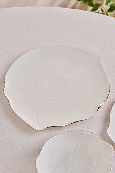Karaca X Müge Anlı Servis Tabağı Gümüş 27 Cm