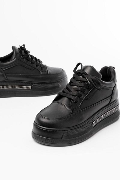 İnfon Ayakkabı Marketi Black Lace-Up Sole Casual Sneakers with Stone Accessories Sneakers