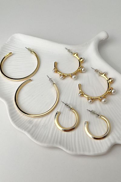 Modex Gold Color Pearl Detailed Hoop Multiple Earrings