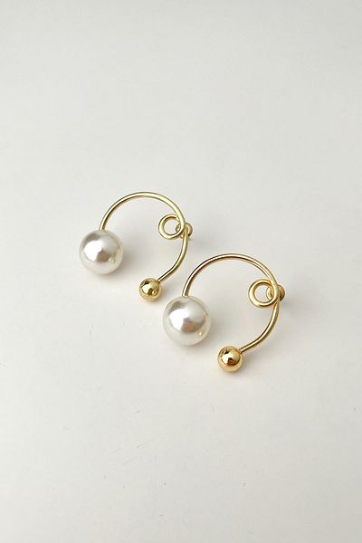 Modex Gold Color Curved Pearl Earrings (2cm)