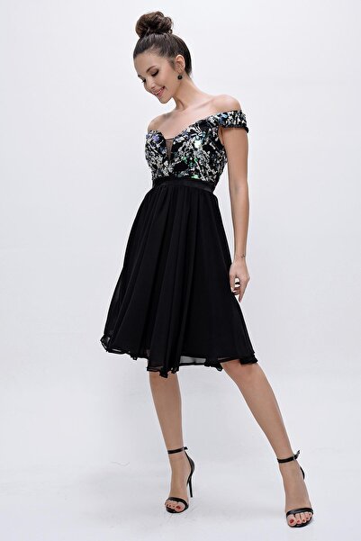By Saygı Madonna Neckline Low-cut Chiffon Evening Dress