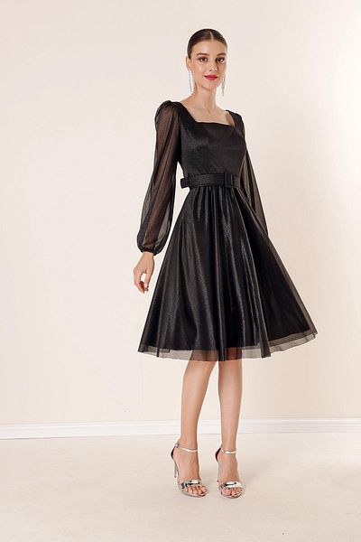 By Saygı Glitzerkleid mit quadratischem Kragen, Gürtel, Ballonärmeln und Futter