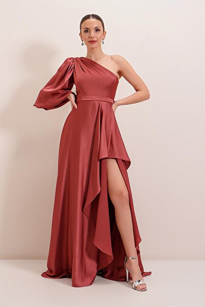 By Saygı Egyujjú Flounce elülső bélelt krepp szatén hosszú ruha