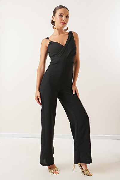 By Saygı Salopetă din crepon cu guler dublu cu un singur umăr și accesorii metalice