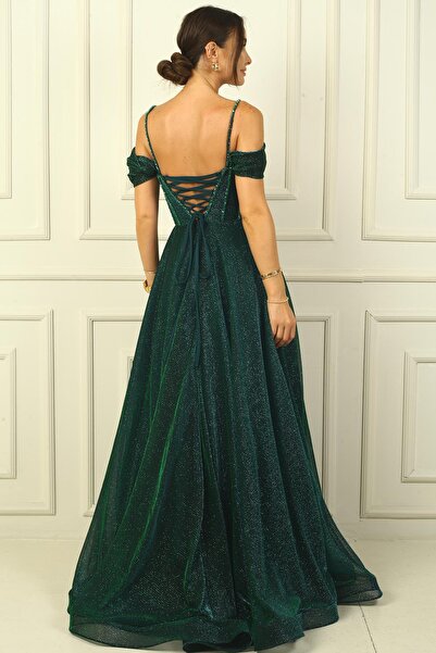 By Saygı Dlouhé šaty s třpytivými korálky s nízkým rukávem