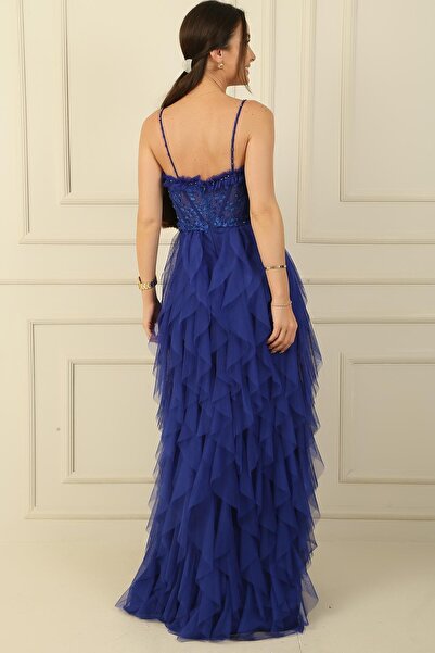 By Saygı Φόρεμα από μακρύ τούλι με λουράκι από χάντρες με στράπλες