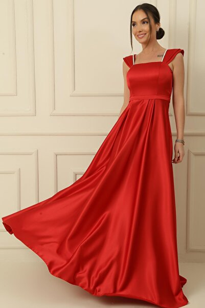 By Saygı Askılı Taş Detaylı Kare Yaka Astarlı Uzun Saten Elbise