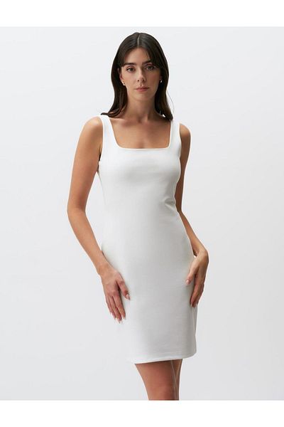 Jimmy Key Weißes Basic-Minikleid mit Riemchen und eckigem Kragen
