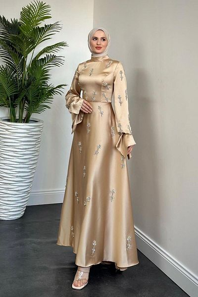 MERVEN AKYÜZ Βραδινό φόρεμα Emilia Mink Satin - Princess Stone Λεπτομερές