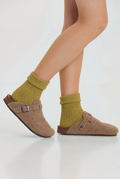 Clandestino Women's Khaki Socks - Winter Woolen Design