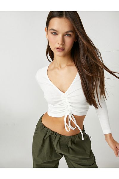 Koton Μακρυμάνικο T-Shirt Crop μπροστά με λαιμόκοψη V