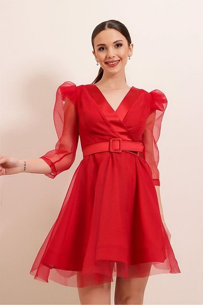 By Saygı Zweireihiges Kleid mit Ballonärmeln und Gürtel