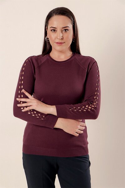 By Saygı Ακρυλικό πουλόβερ μεγάλου μεγέθους με λεπτομέρεια μανίκι