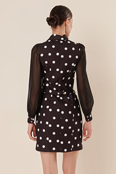 By Saygı Přední knoflík v pase lemované rukávy tylové puntíkované šaty