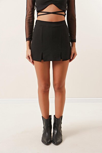By Saygı Шорти-спідниця з подвійним розрізом спереду, сталевий інтерлок, лікра