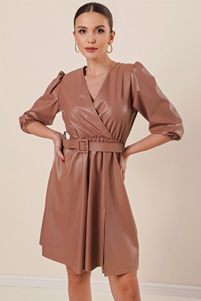 By Saygı Kožené šaty s dvojitým výstřihem v pase s předním rozparkem