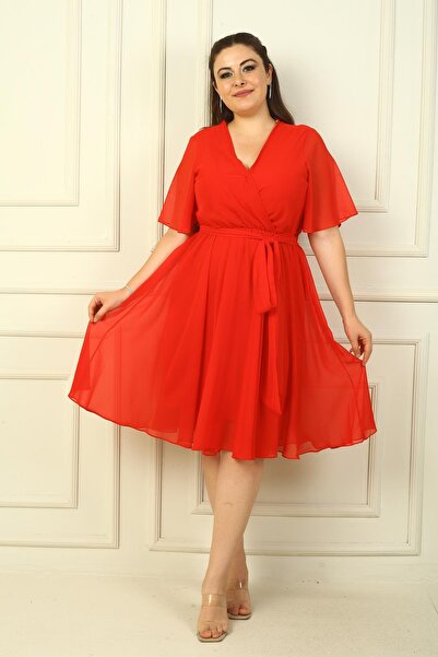 By Saygı Дамска рокля с кръстат деколте, волани на ръкавите и подплата от шифон