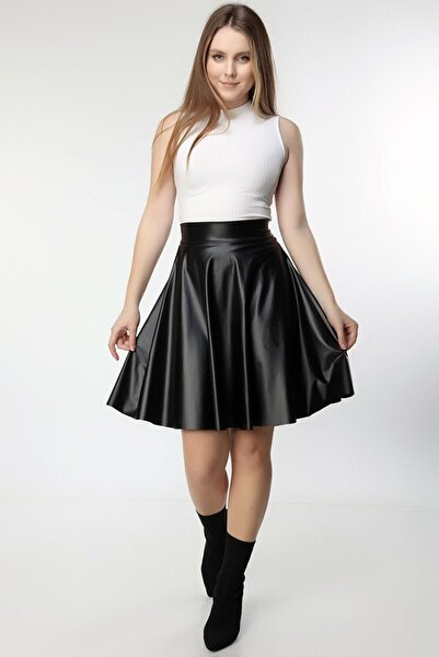 Genel Markalar Kadın Dökümlü Salaş Esnek Likralı Kalın Lastikli Yüksek Bel Diz Üstü Kısa Boy Suni Deri Kloş Etek