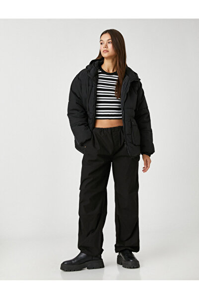 Koton Palton puf cu glugă - Detaliu buzunar