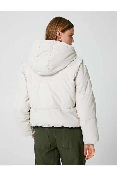 Koton Kısa Şişme Mont Fermuarlı Kapüşonlu Cepli