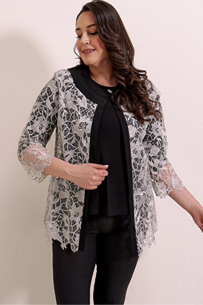 By Saygı Inside Lycra Blouse with Brooch Lace Jacket Plus Size 2-Piece Set