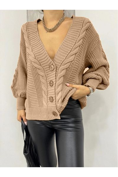 Modamorfo Mink Araboy Cardigan - Knitted Pattern and Button