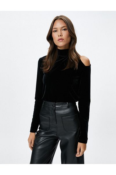 Koton Velvet Body Turtleneck Window Detailed Long Sleeve