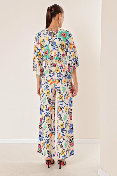 By Saygı Брюки-палаццо з еластичним поясом і кишенями, спереду і ззаду V-подібний виріз, квітковий принт, комплект з двох предметів