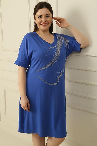 By Saygı Rochie din viscoză de mărimi plus cu model de față imprimat cu pietre pe față