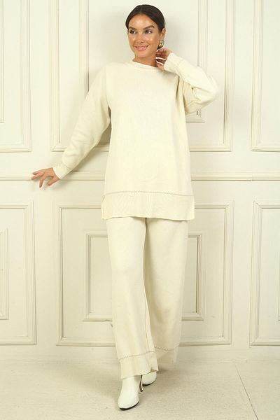By Saygı Women's Acrylic 2-Piece Set - Striped Elastic Waist Pants and Sweater