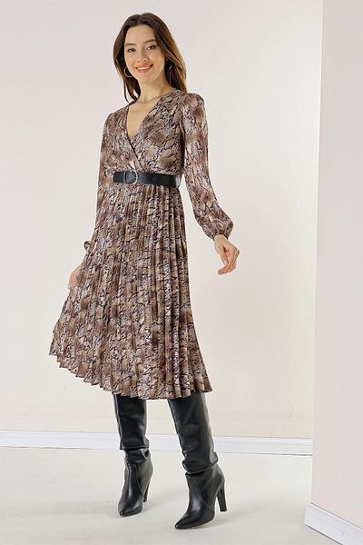 By Saygı Rochie cu guler dublu în talie, căptușită cu model șarpe, din satin