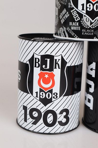 Beşiktaş NEW SEASON LICENSED CRIBBON METAL HUMPER