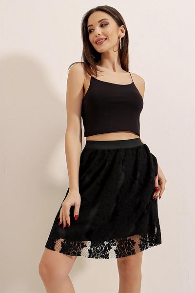 By Saygı Elastic Waist Elastic Lined Lace Skirt