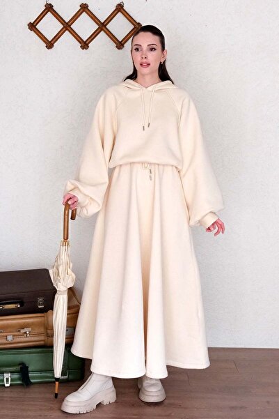 Ceylan Otantik Cream 3 Yarn Sweat & Skirt Set