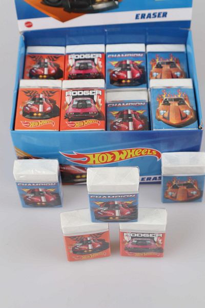 HOT WHEELS Μονή γόμα Hot Wheels με άδεια σεζόν 2024