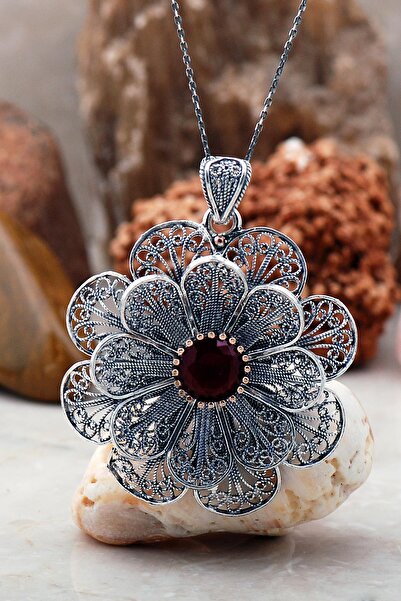 Sümer Telkari Telkari Işlemeli Kök Yakut Taşlı Tasarım Kolye 3884