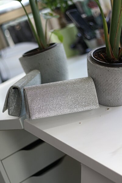 Moom Bag Women's Silver Stone Cover Detailed Chain Evening Shoulder Bag