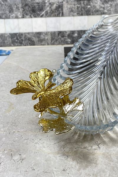 MAY HOME Kayak Glass Plate Fruit Cookie Service Presentation Plate with Gold Flower Detail