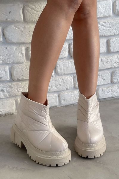 Shoebutik Warsaw Beige Parachute Fur Inside Boots