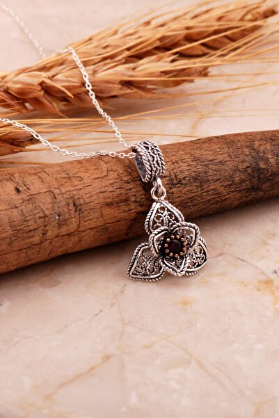 Sümer Telkari Yakut Telkari İşlemeli Gümüş Çiçek Kolye 8004