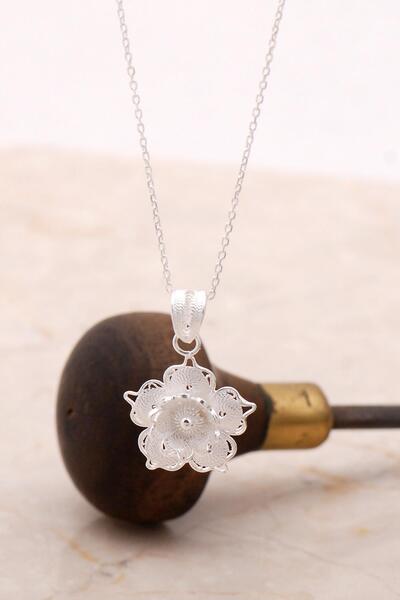 Sümer Telkari Telkari Işlemeli Gümüş Çiçekli Kolye 6890