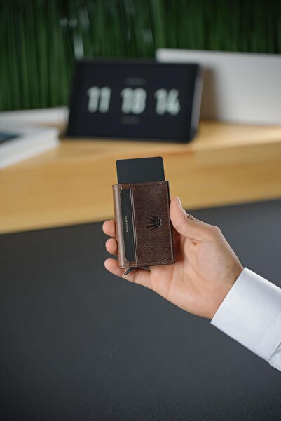 WATCHOFROYAL محفظة بنية من الجلد الطبيعي مع 9 بطاقات - آلية وحماية RFID