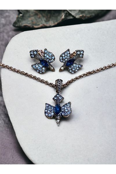FAYRA ACCESSORIES Crystal Stone Swallow Figure Necklace and Earring Set