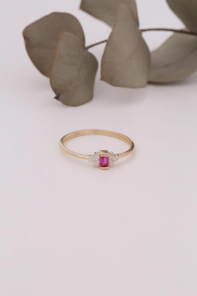 Bayar Gold 14 Ayar Altın Kırmızı Taşlı Minimal Yüzük