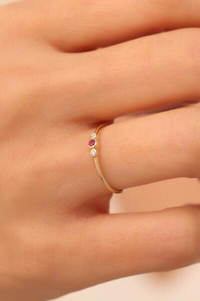 Bayar Gold 14 Ayar Altın Kırmızı ve Beyaz Taşlı Yüzük